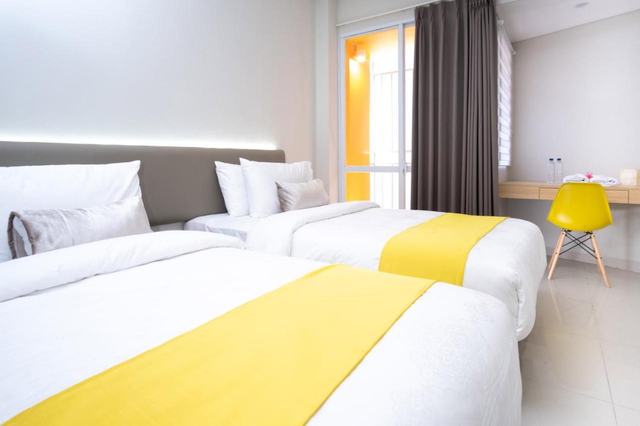 S101 Hotels Semarang Eksteriør billede