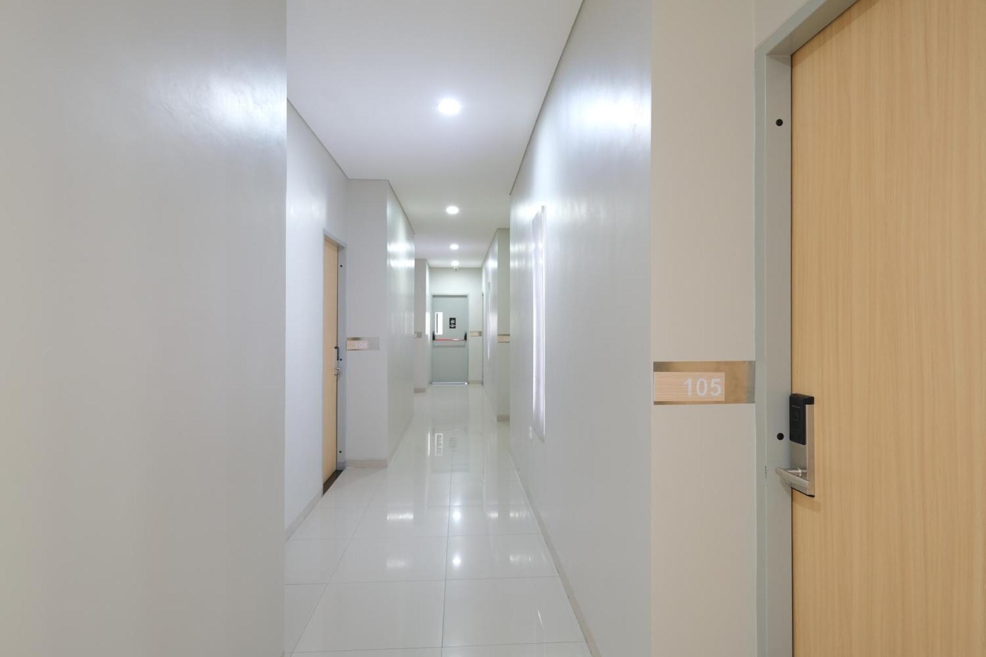 S101 Hotels Semarang Eksteriør billede