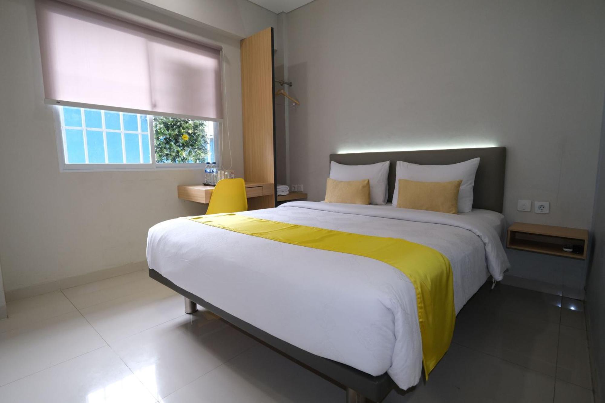 S101 Hotels Semarang Eksteriør billede